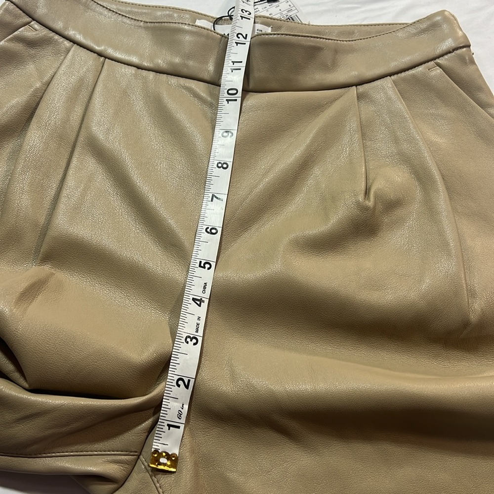 MNG faux leather pants size 4 NWT - Picture 6 of 10